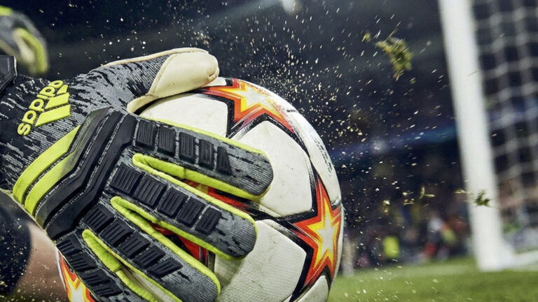 Beste Keeperhansker – redning i aksjon