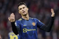 Avslører sannheten om Ronaldo: – Halve troppen støttet ham