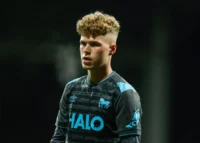 Walle Egeli rykker opp til Premier League: Nå jager han VM-drømmen