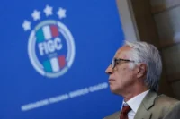Italia trekker støtten til Gianni Infantino